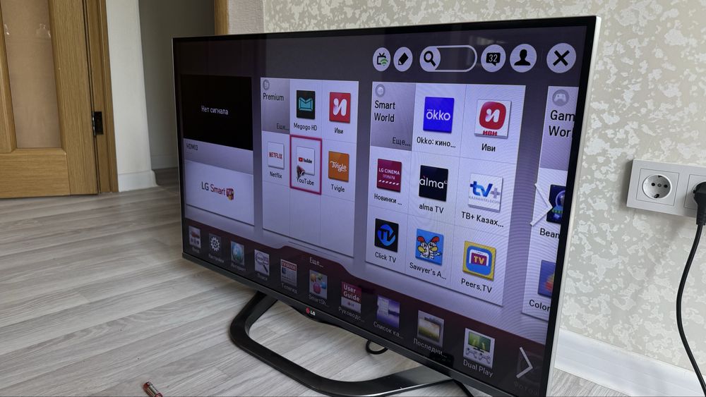 Продам смарт тв LG с тумбой