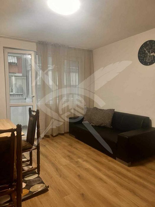 Дава се под наем Тристаен апартамент в Варна, Колхозен пазар - 70 кв.м за 600 € - Снимка #2