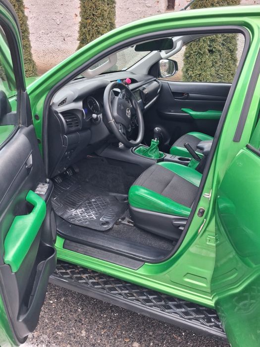 Toyota hilux 2.4diesel manual