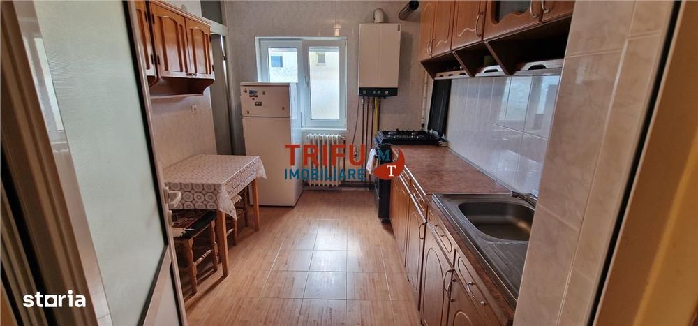 Apartament 2 camere de vanzare zona Tolstoi