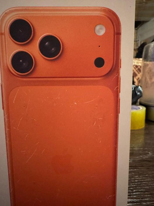 Айфон 17 про Макс ,  есим ,запечатаные