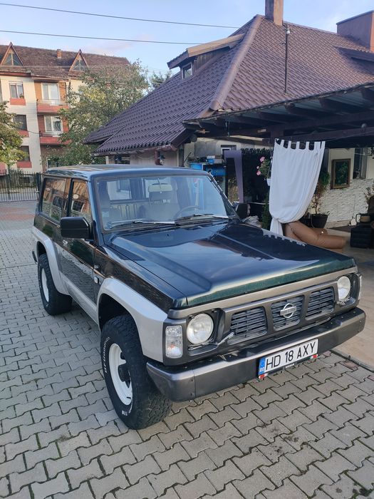 Nissan  PATROL Y60 LX