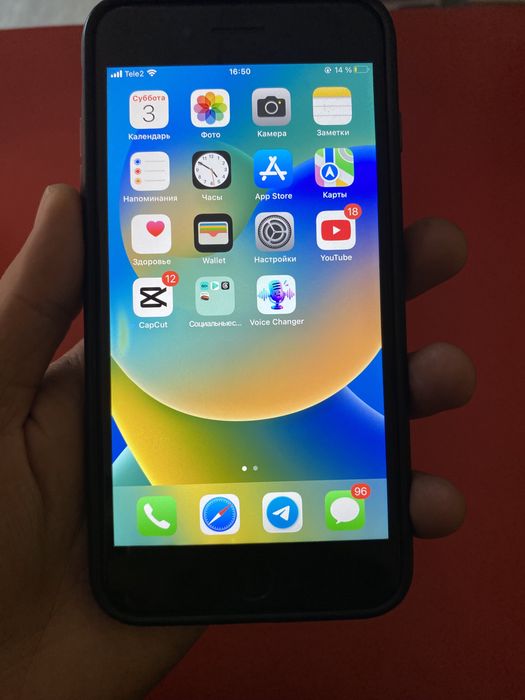 Продам iphone 8 plus 64gb состояние хорошее