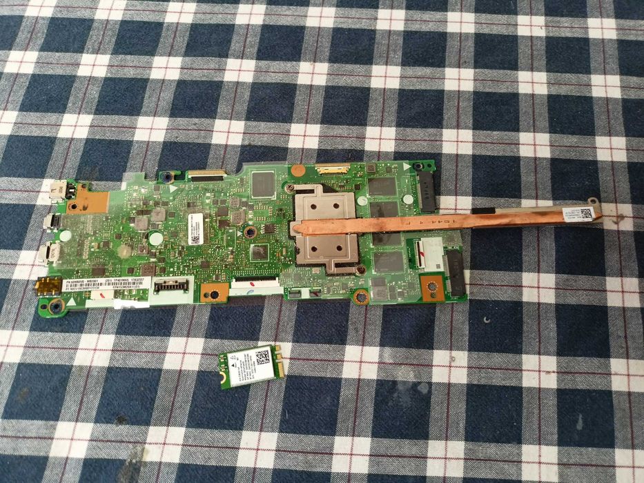 Elemente Asus VivoBook Flip 14 TP401M