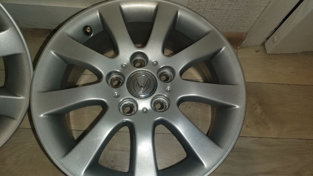 Продам диски R16 от Lexus ES300