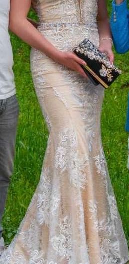 Официална бална рокля