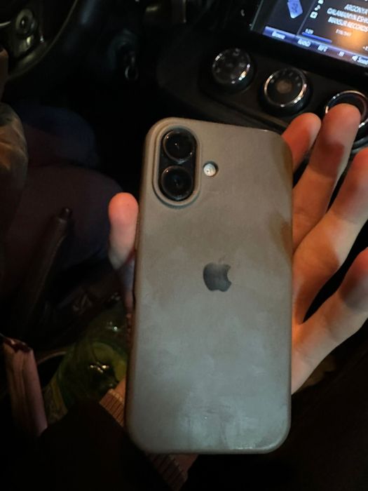 Айфон 16 . iPhone16