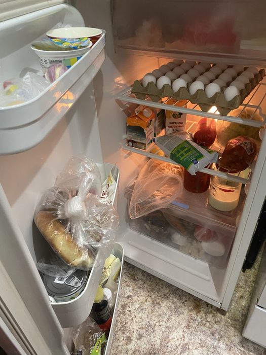 Холодильник белый