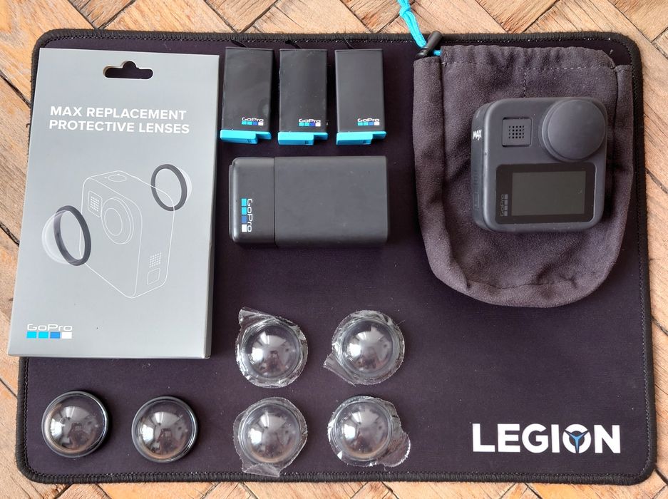 GoPro MAX 360 set baterii-încărcător, lentile protecție - CLUJ-NAPOCA