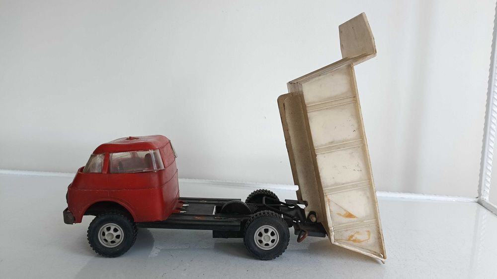 Vintage играчки от СОЦА.
