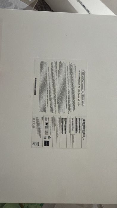 Мак бук Айр 15. Акб 100%