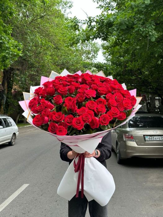 Акция 101 роза 35000
