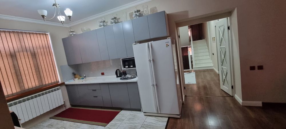 Продам коттедж дом в городе