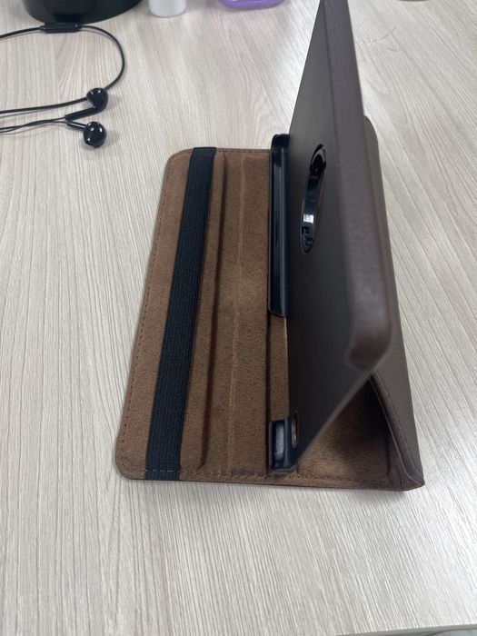 Продам чехол на планшет samsung tab 7 lite