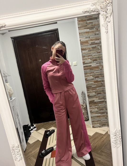 Чисто нов екип Adidas