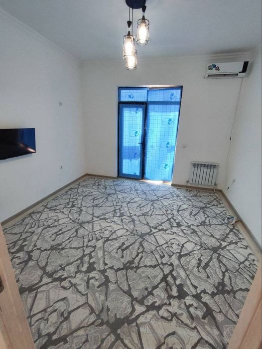 Tinchlik metroni oldida ijaraga kvartira bor bezmakler