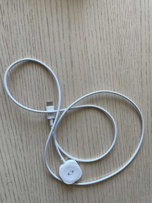 Продам  часы Apple Watch Series 4, 44 мм.