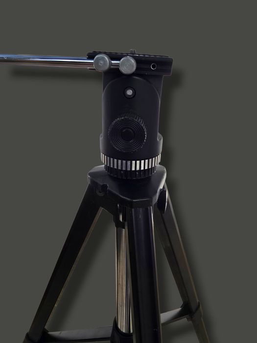 Професионален статив за фото/видео REVUE 1633 – Made in Germany