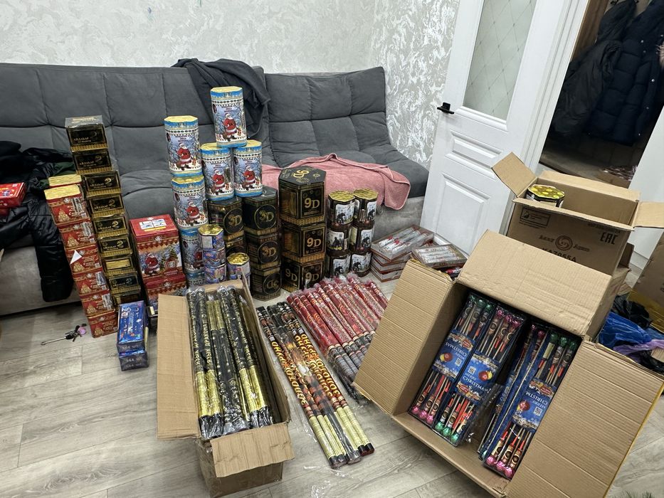 Салюты фейрверки