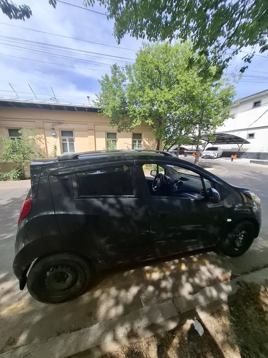 Chevrolet spark mokriy