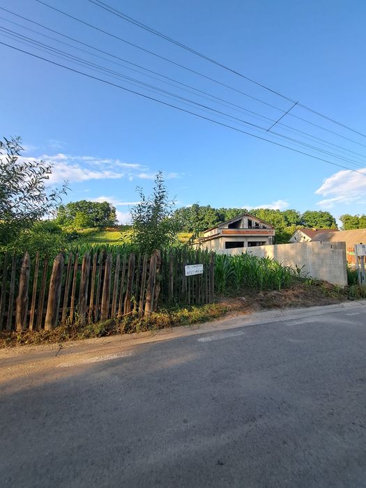 Teren 14 ari Moara Suceava, asfalt, utilități, 14 m deschidere, negoci