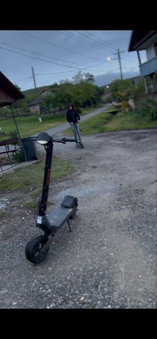 Vand kukirin g4 impecabil .