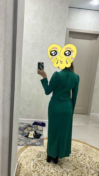 Платья по  10000 ,торг ,