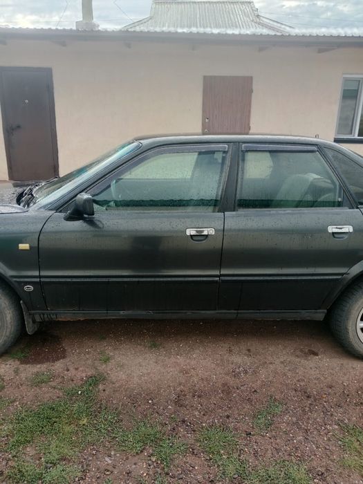 Продам Ауди 80 б4