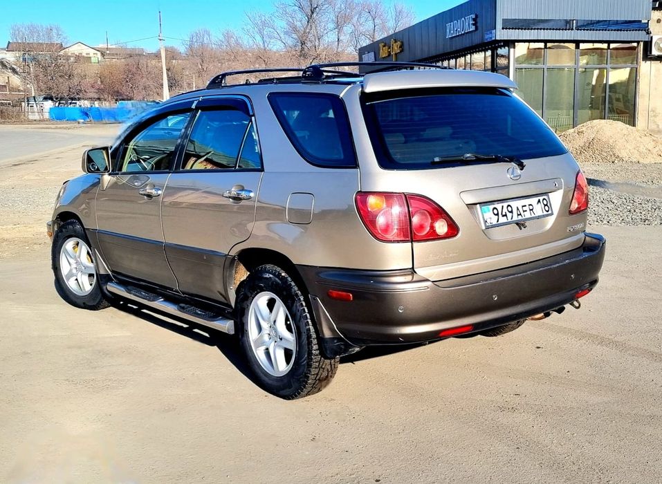 Продам лексус rx 300