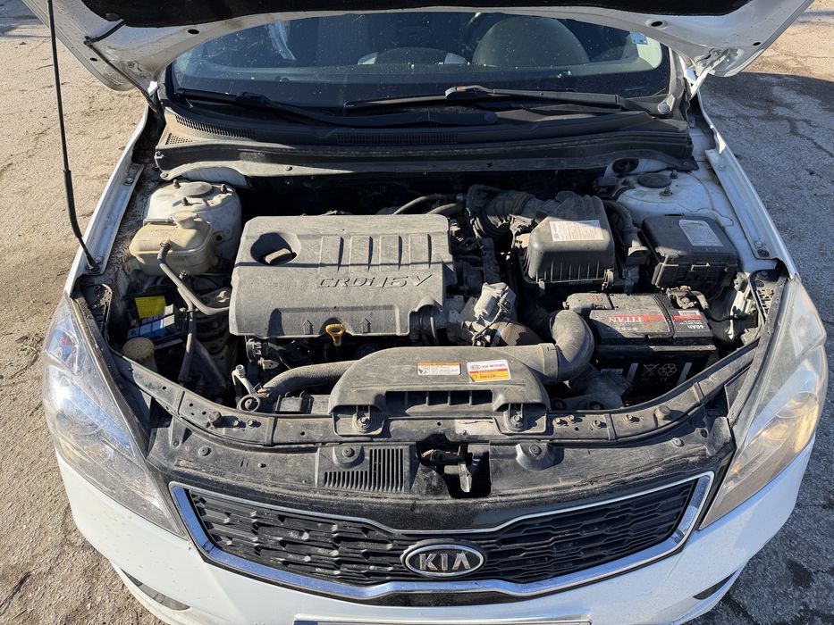 Kia Ceed 1.6crdi D4FB на части