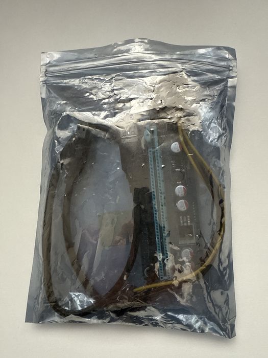 Riser Card PCI-E 1x- 16x cu cablu USB 3.0 + cablu de alimentare,