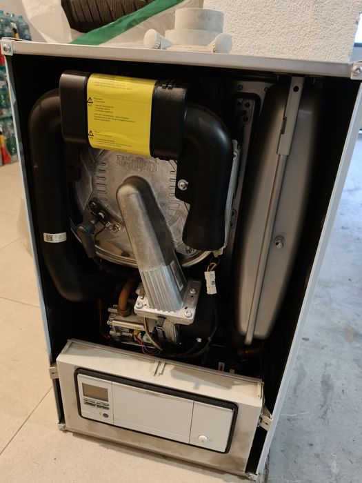 Centrala Vaillant 25kw gaz pentru piese