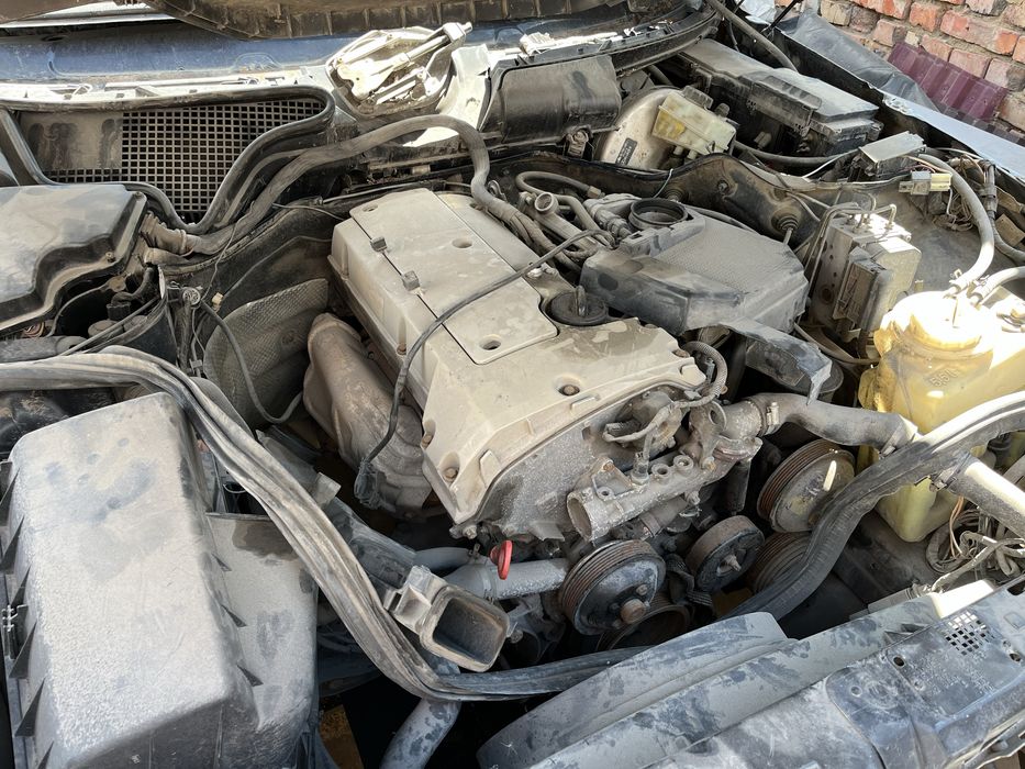 Мерседес 210 на запчасти