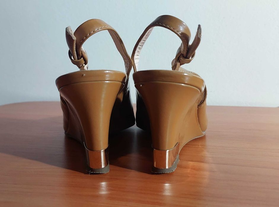 Pantofi / sandale, bej, piele naturala lacuita, GRACIANA, marime 35