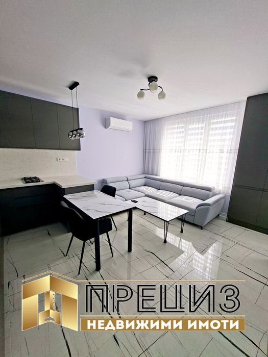 ПРОДАВА луксозен двустаен апартамент в кв. Тракия с паркомясто !