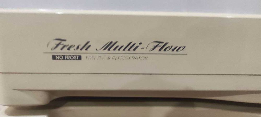 Холодильник DAEWOO Корея. 175см-75см БЕЗ ИНИЯ не требует разморозки