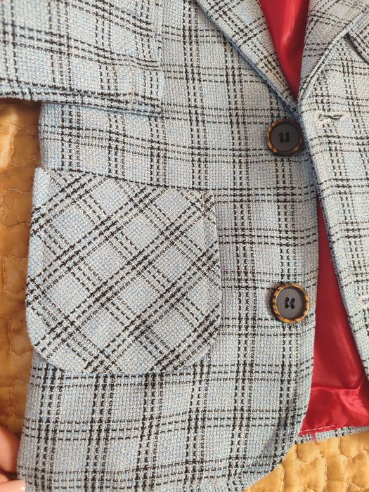 Продам пиджак на мальчика