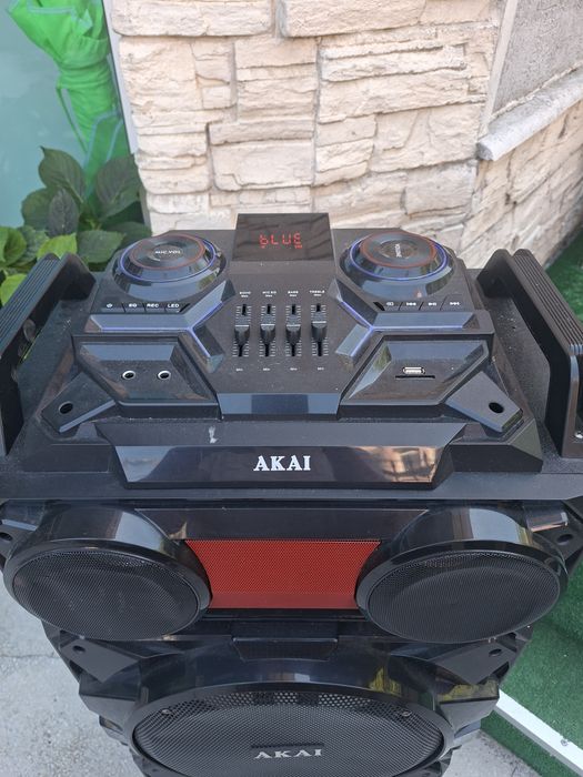 Тонколона   AKAI