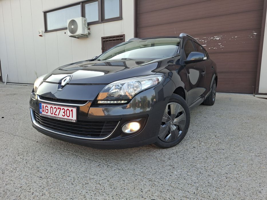 Renault Megane 3-an 2013-1.5 Dci110-6+1 trepte-navi-euro 5-parc auto-rate Tbi-nr rosii