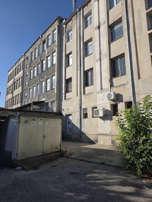 Дава се под наем Гараж / Паркомясто в Лясковец - 20 кв.м за 10200 € - Снимка #1