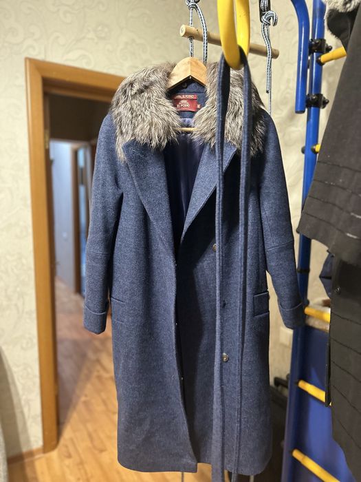 Пальто женское зимнее