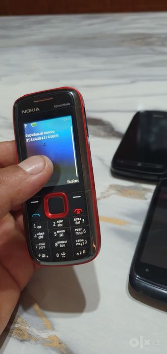 Telefonlar sotiladi