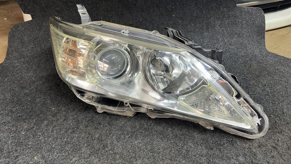 Передние фары Камри 50