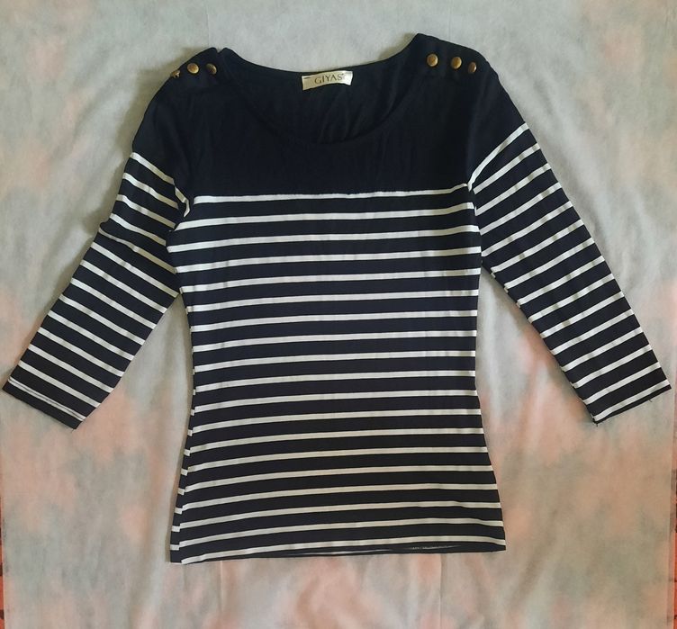 Кофта Размер S .