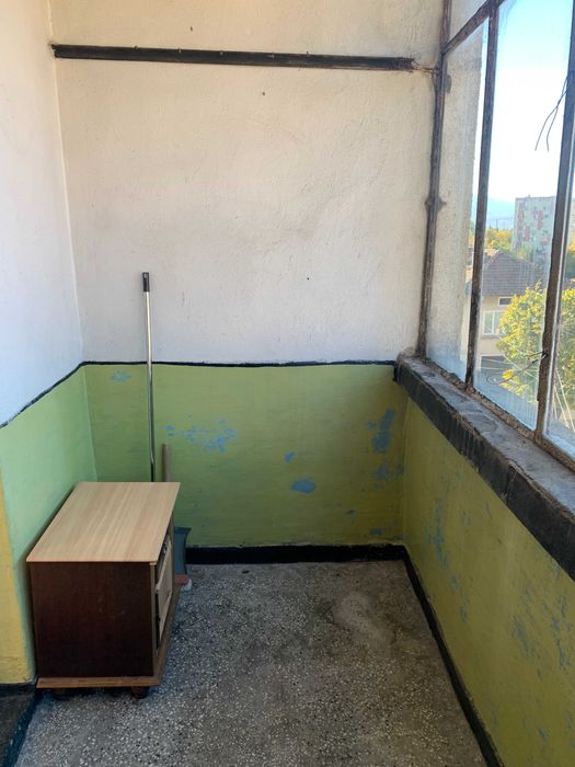 ЧЕТИРИСТАЕН апартамент в Карлово