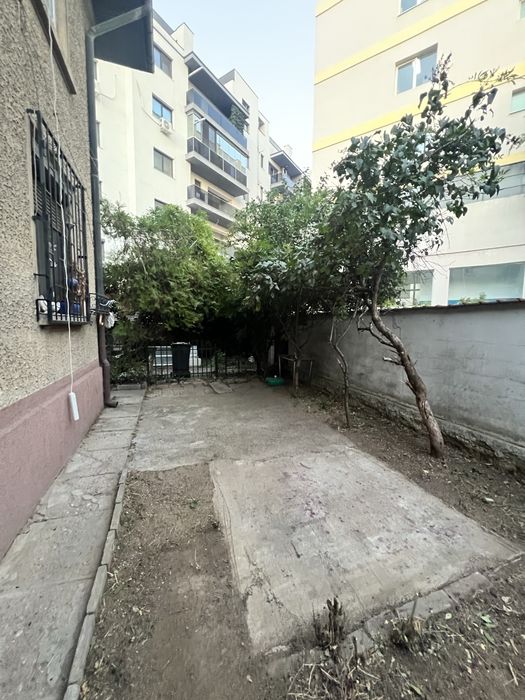 Apartament modern cu 2 camere, Curte de 118 MP – ZONA DECEBAL, PIAȚA MUNCII