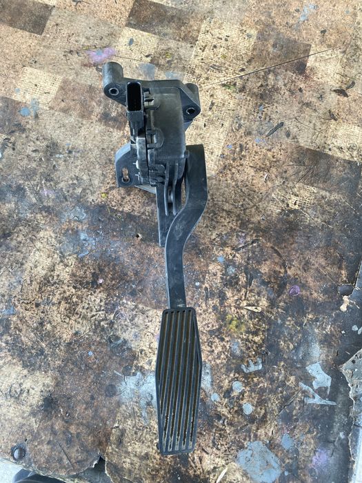 Педал газ / потенциометър газ на опел мерива а