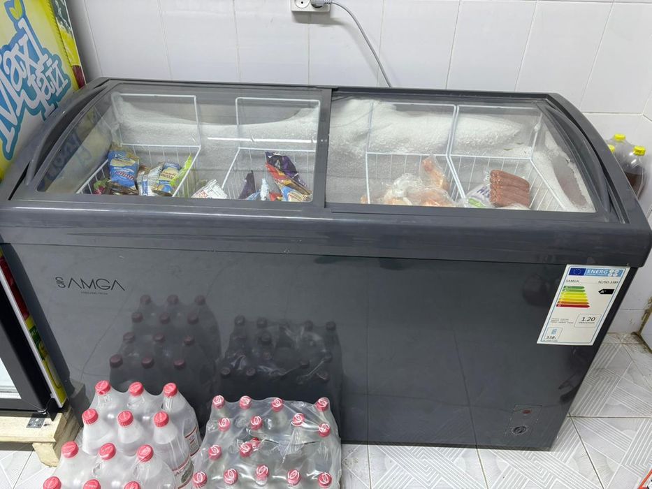 Морозильник почти новый