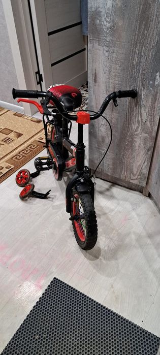 Срочно продам детский велосипед 12000т