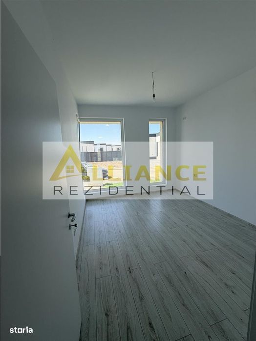 Casă individuală 3 camere  2 băi !
